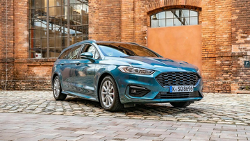Ford Mondeo Turnier Hybrid (Mk V) specs