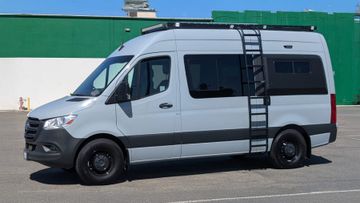 Mercedes-Benz Sprinter Van, 2022