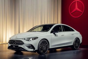 Mercedes-Benz CLA 180 (C178) specs