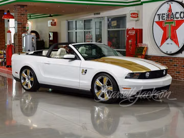 FORD MUSTANG HURST EDITION CONVERTIBLE PACE CAR, 2010