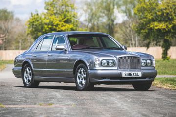 Bentley Arnage, 1998