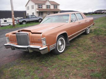Lincoln Town Car, 1977