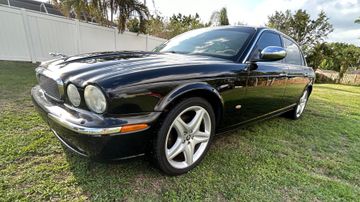 Jaguar XJ, 2006