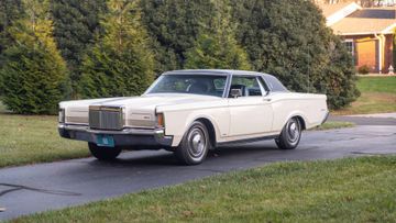 Lincoln Continental Mark III, 1971