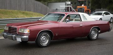 Dodge Magnum XE 318 specs
