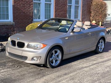 BMW 128i Convertible, 2013