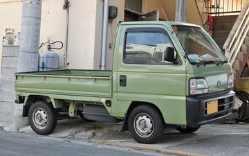 Honda Acty Pickup 0.7 AWD specs