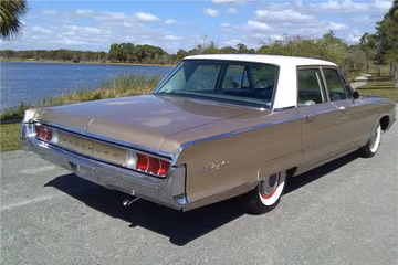CHRYSLER NEWPORT, 1965