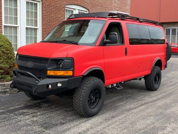 Chevrolet Express 3500 Custom Van, 2015