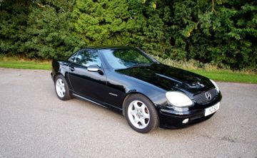Mercedes SLK with matching number plate, 2001