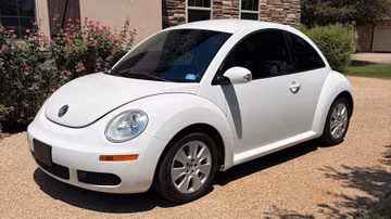 Volkswagen New Beetle, 2010