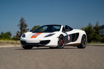 McLaren MP4-12C Spider, 2013