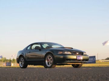 Ford Mustang Bullitt, 2001