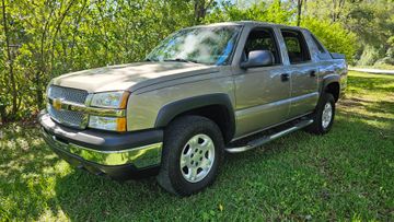 Chevrolet Avalanche Z71 Pickup, 2003