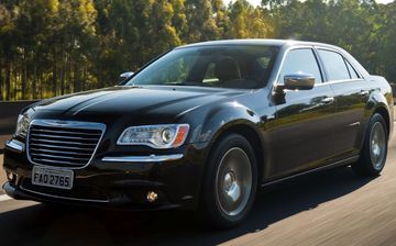 Chrysler 300C 3 6 specs