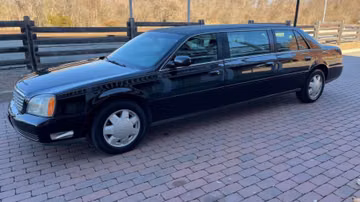Cadillac Deville Limousine, 2003