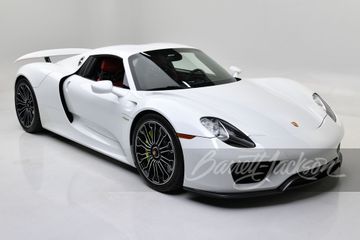 PORSCHE 918 SPYDER, 2015