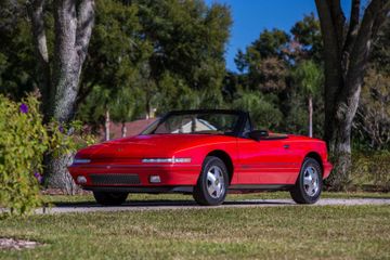 Buick Reatta Convertible, 1990