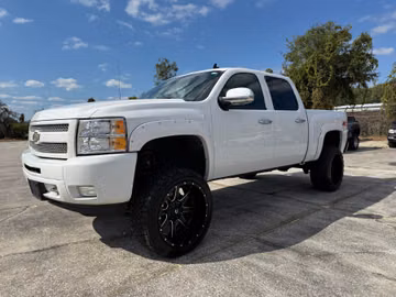 Chevrolet Silverado Pickup, 2011