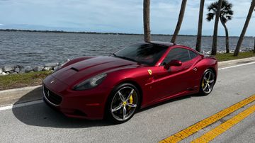 Ferrari California Convertible, 2014