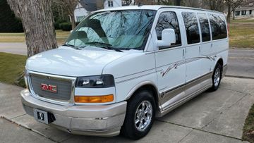 GMC Savana, 2010