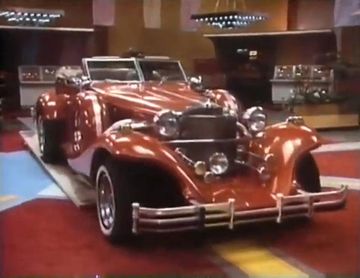 Excalibur Series IV Phaeton in California Girls (1985)