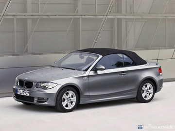 BMW 118d Convertible (E88) specs