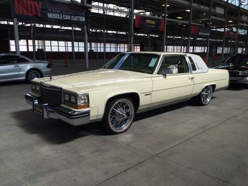 Cadillac Fleetwood, 1983