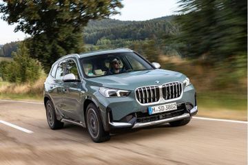 BMW X1 xDrive 23d (U11) specs