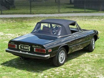 ALFA ROMEO SPIDER CONVERTIBLE, 1976