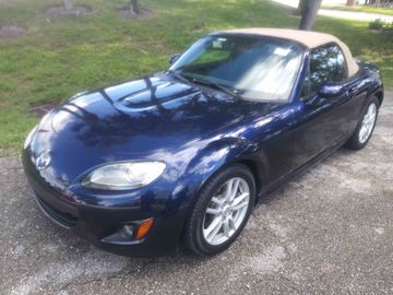 Mazda Miata Convertible, 2011