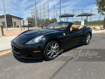FERRARI CALIFORNIA CONVERTIBLE, 2010
