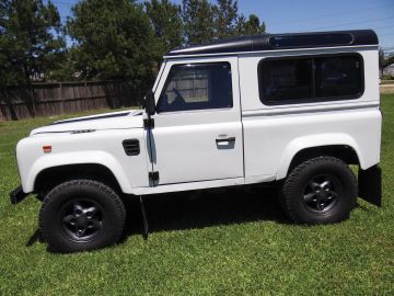 Land Rover Defender 90, 1990