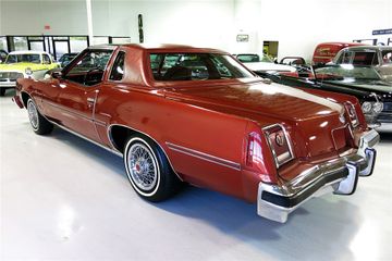 PONTIAC GRAND PRIX, 1977