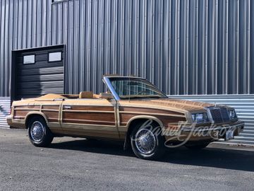 CHRYSLER LEBARON TOWN & COUNTRY MARK CROSS CONVERTIBLE, 1985