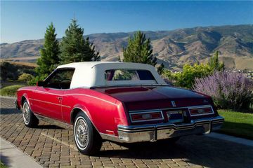 Buick Riviera Convertible, 1982