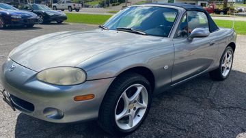 Mazda Miata Convertible, 2003