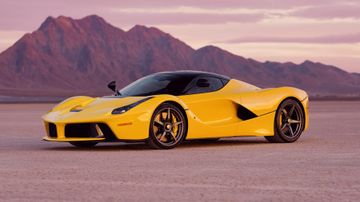 Ferrari LaFerrari, 2015