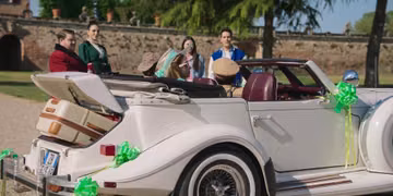 Excalibur Series IV Phaeton in Me contro Te-La famiglia reale (2022-2026)