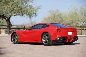Ferrari F12 Berlinetta, 2014