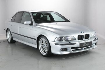 BMW 530i (E39) specs