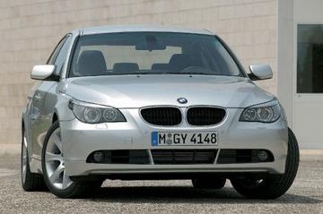 BMW 520i (E60) specs