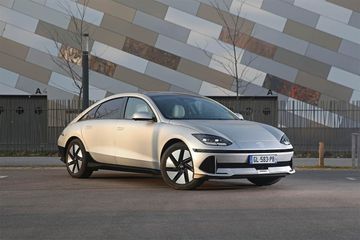 Hyundai Ioniq 6 RWD (151 PS) specs