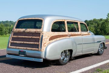 CHEVROLET STYLELINE DELUXE CUSTOM STATION WAGON, 1951