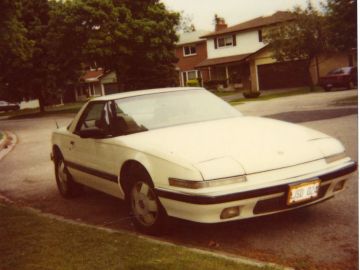 Buick Reatta Sports Coupe, 1988