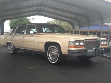 Cadillac Brougham, 1989