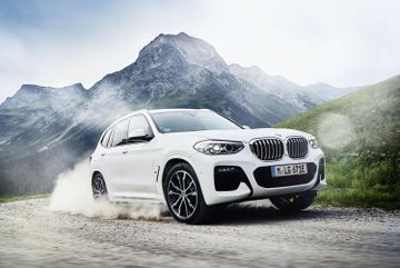 BMW X3 xDrive30e (G01) specs