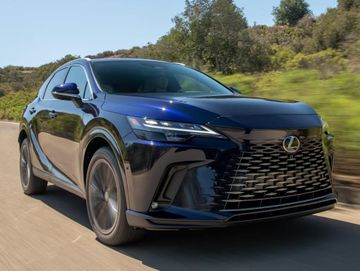 Lexus RX 450h (Mk V 292 PS) specs