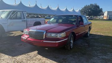 Lincoln Town Car, 1995