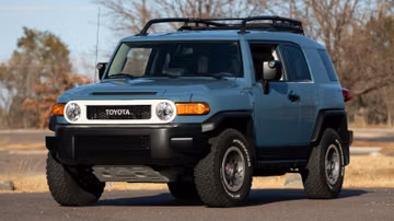 Toyota FJ Cruiser SR, 2014